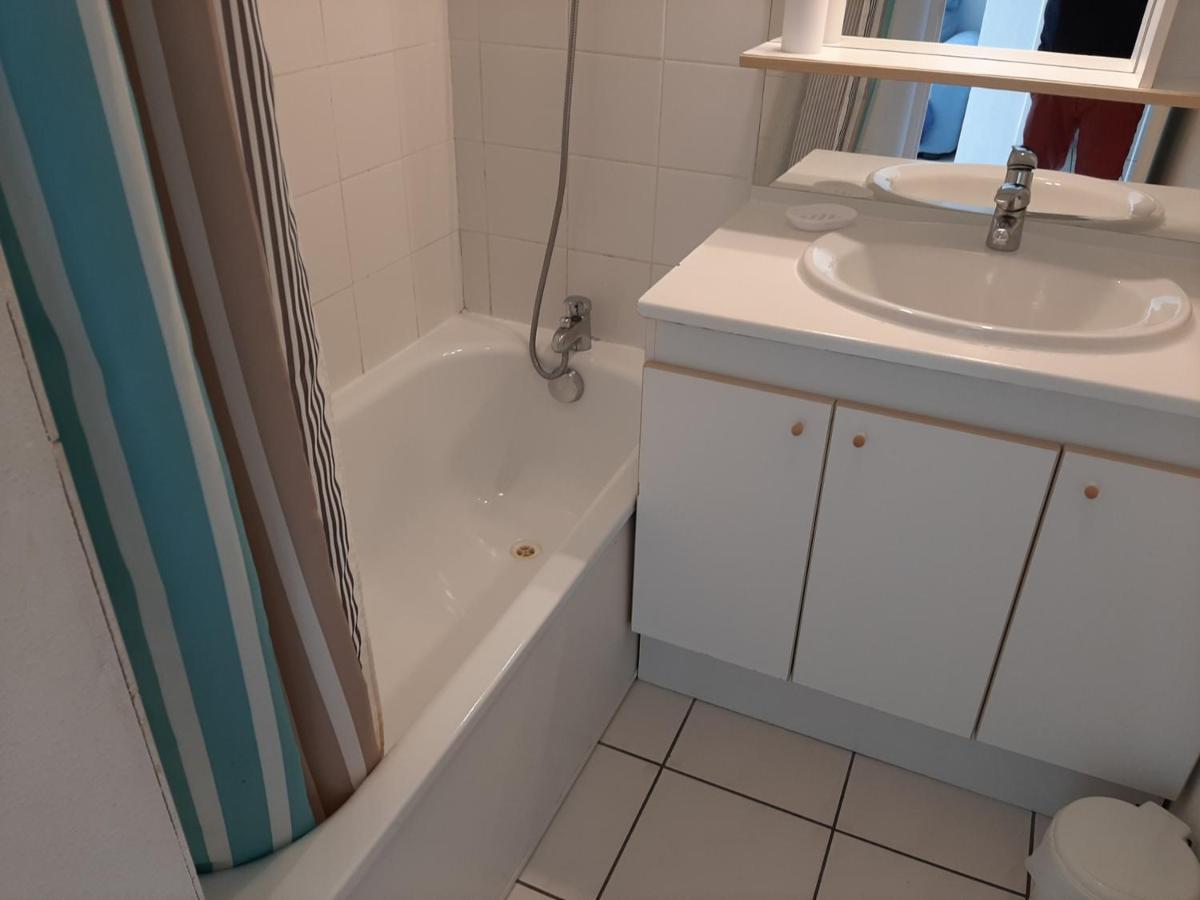 Appartement A Ciboure Avec Terrasse, Piscine Chauffee Et Parking - Ideal Golf Et Plage - Fr-1-239-551 Luaran gambar