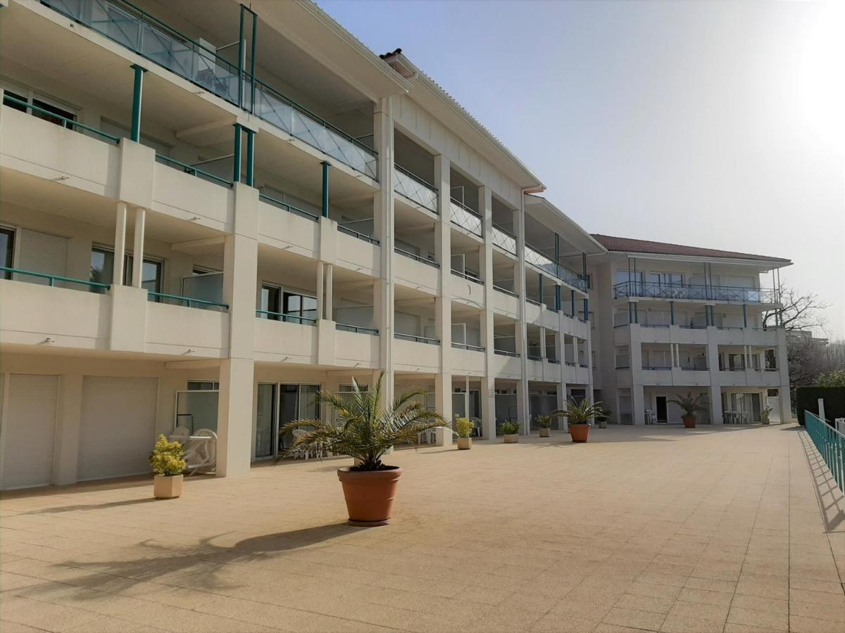 Appartement A Ciboure Avec Terrasse, Piscine Chauffee Et Parking - Ideal Golf Et Plage - Fr-1-239-551 Luaran gambar